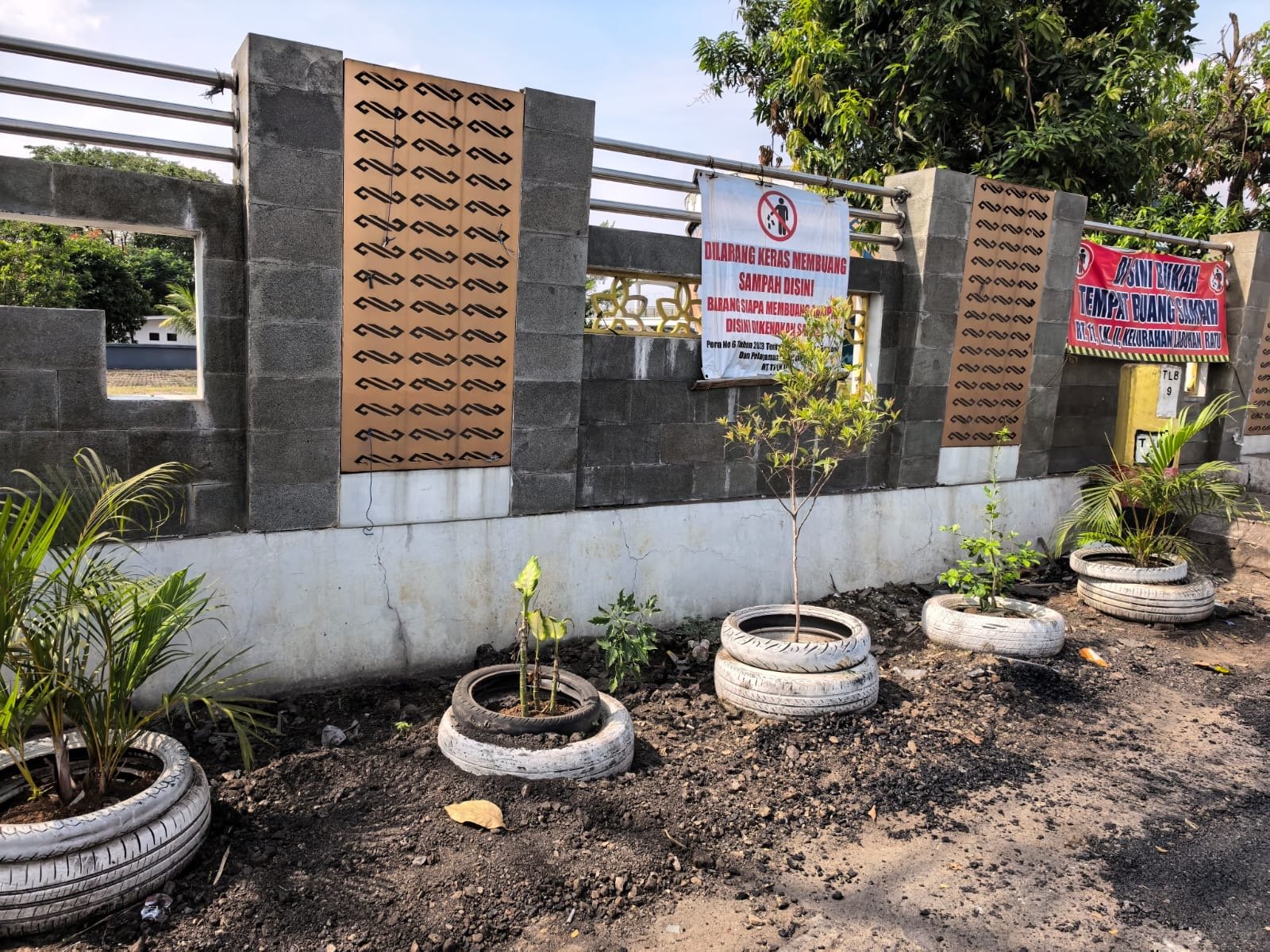 Siasat pihak Perpusda Lampung atasi ulah warga berengsek. (Foto: Notis.co.id)